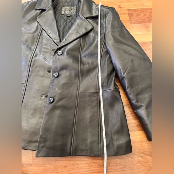 Leather Jessica Jacket - Picture 6 of 10